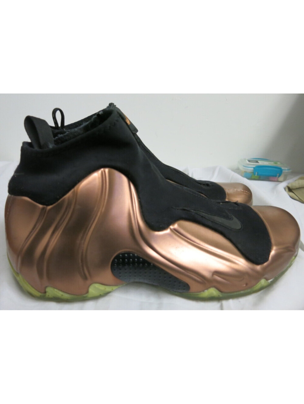 Nike Air Flightposite 2014 Mens shoes  size 10 Copper Black 658109-800